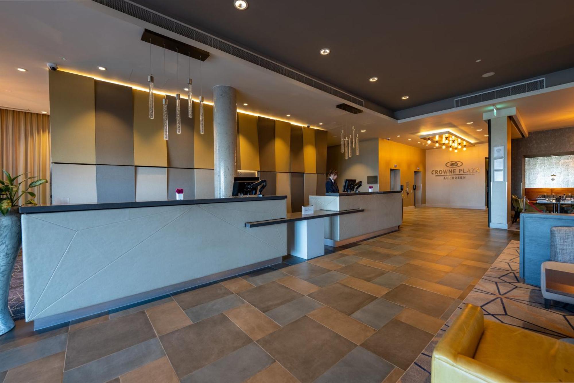 Crowne Plaza Aberdeen Airport By Ihg Dyce Exterior foto