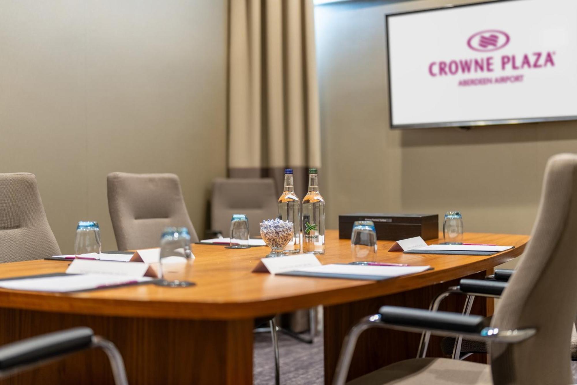 Crowne Plaza Aberdeen Airport By Ihg Dyce Exterior foto