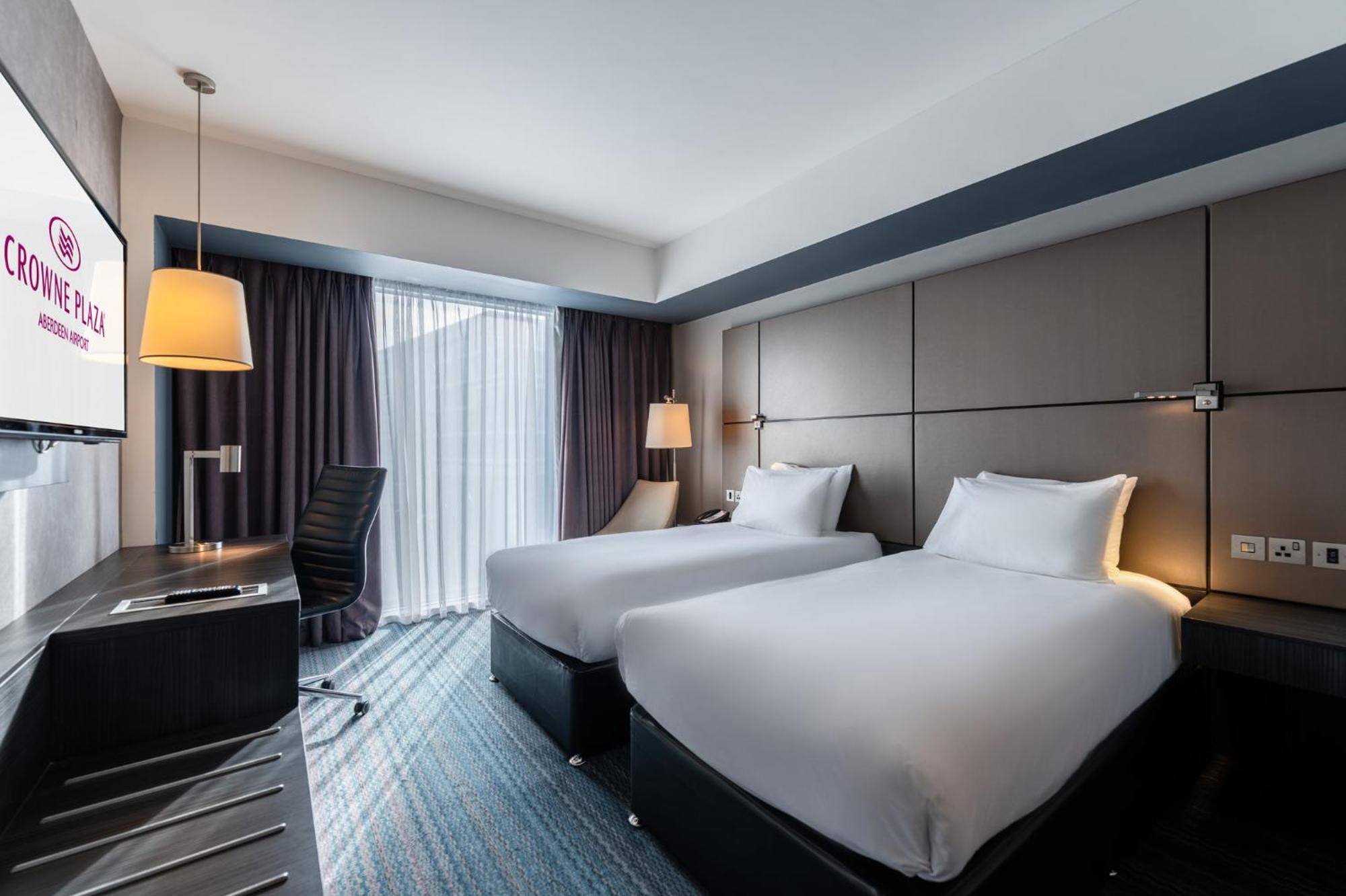 Crowne Plaza Aberdeen Airport By Ihg Dyce Exterior foto